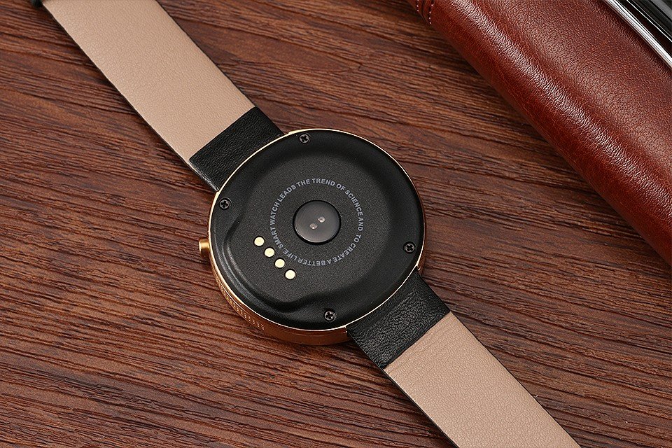Round Bluetooth Smart Watch with Heart Rate Monitor