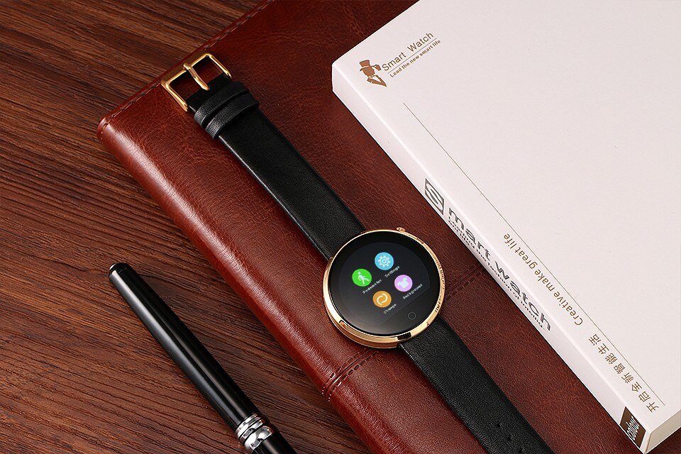 Round Bluetooth Smart Watch with Heart Rate Monitor