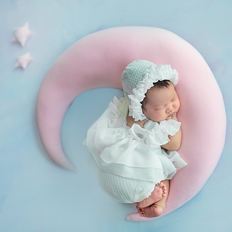 Baby Crescent Shaped Photography Cushion with Stars
