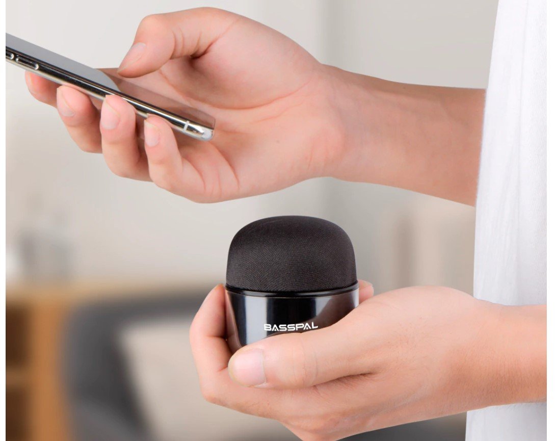 IPX5 Waterproof Portable Bluetooth Speaker