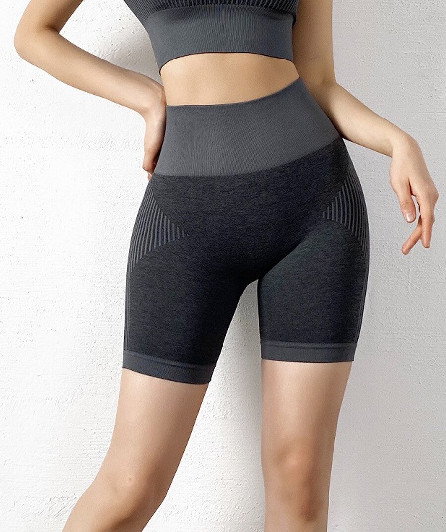 Women's Striped Detail Push-Up Sports Shorts